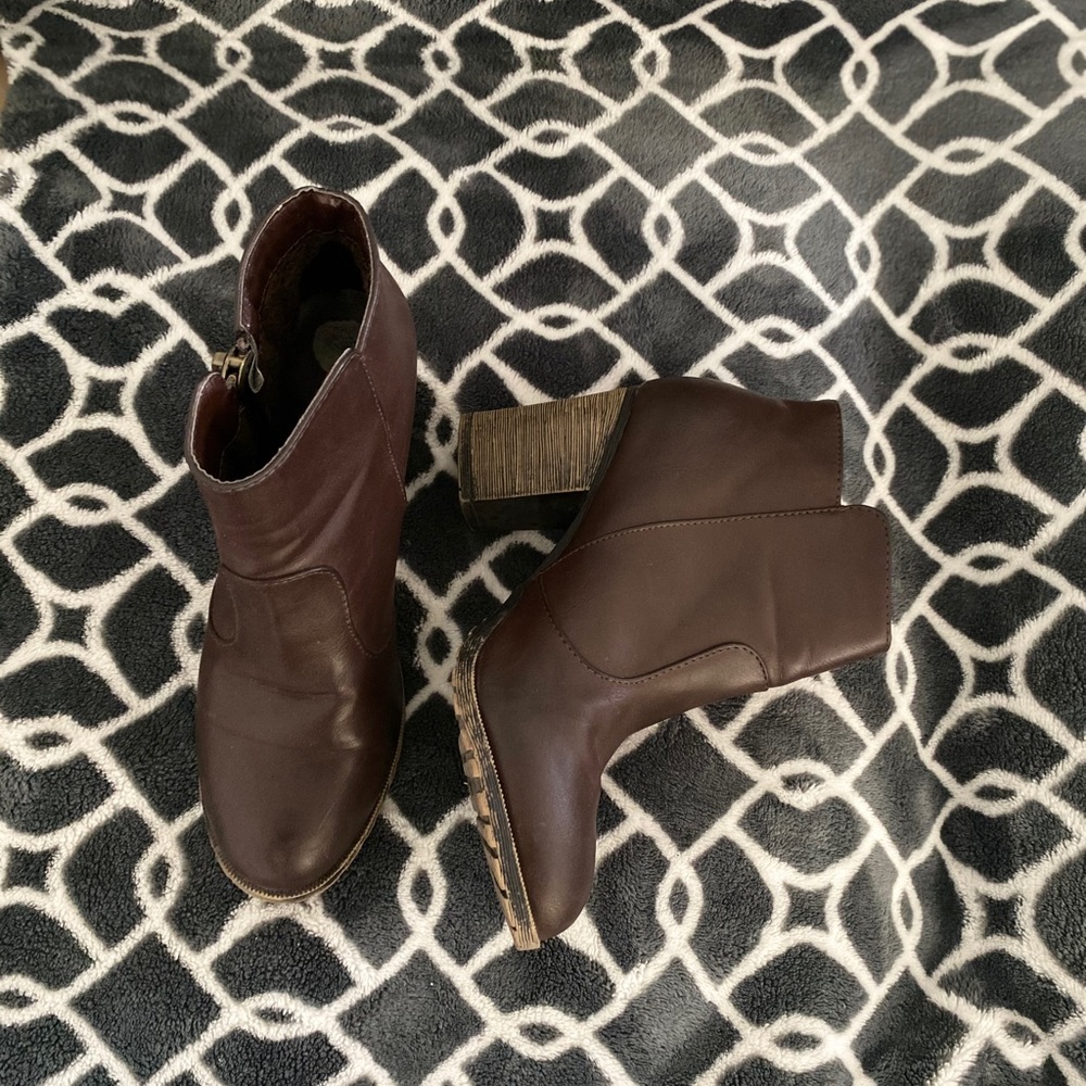 Bamboo ankle boots 🥾
